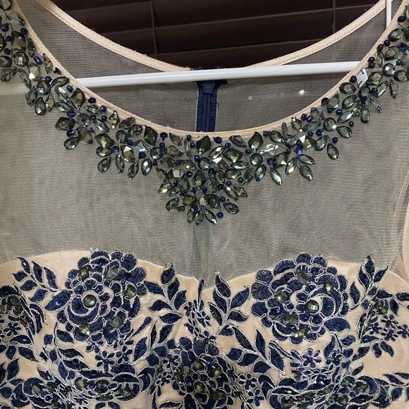 Cocktail dress - Picture 4 of 7